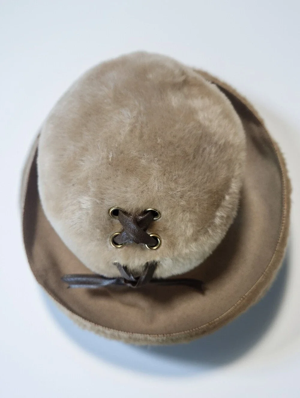 Vintage Darcel Exclusives Tan Felt Hat w/ Faux Fur Leather Accents Size  M